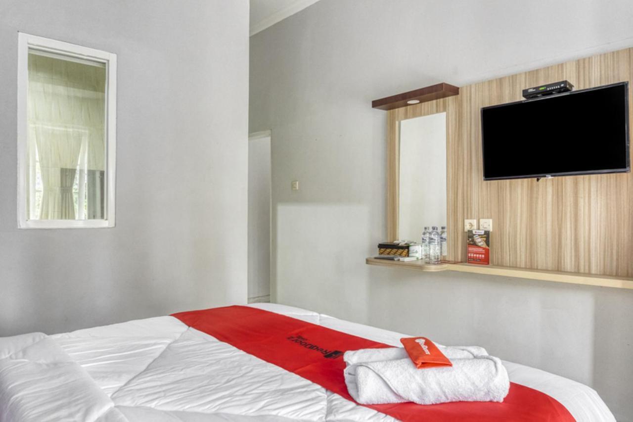 Hotel Reddoorz Near Sindu Kusuma Edupark 2 Cebongan Exteriér fotografie