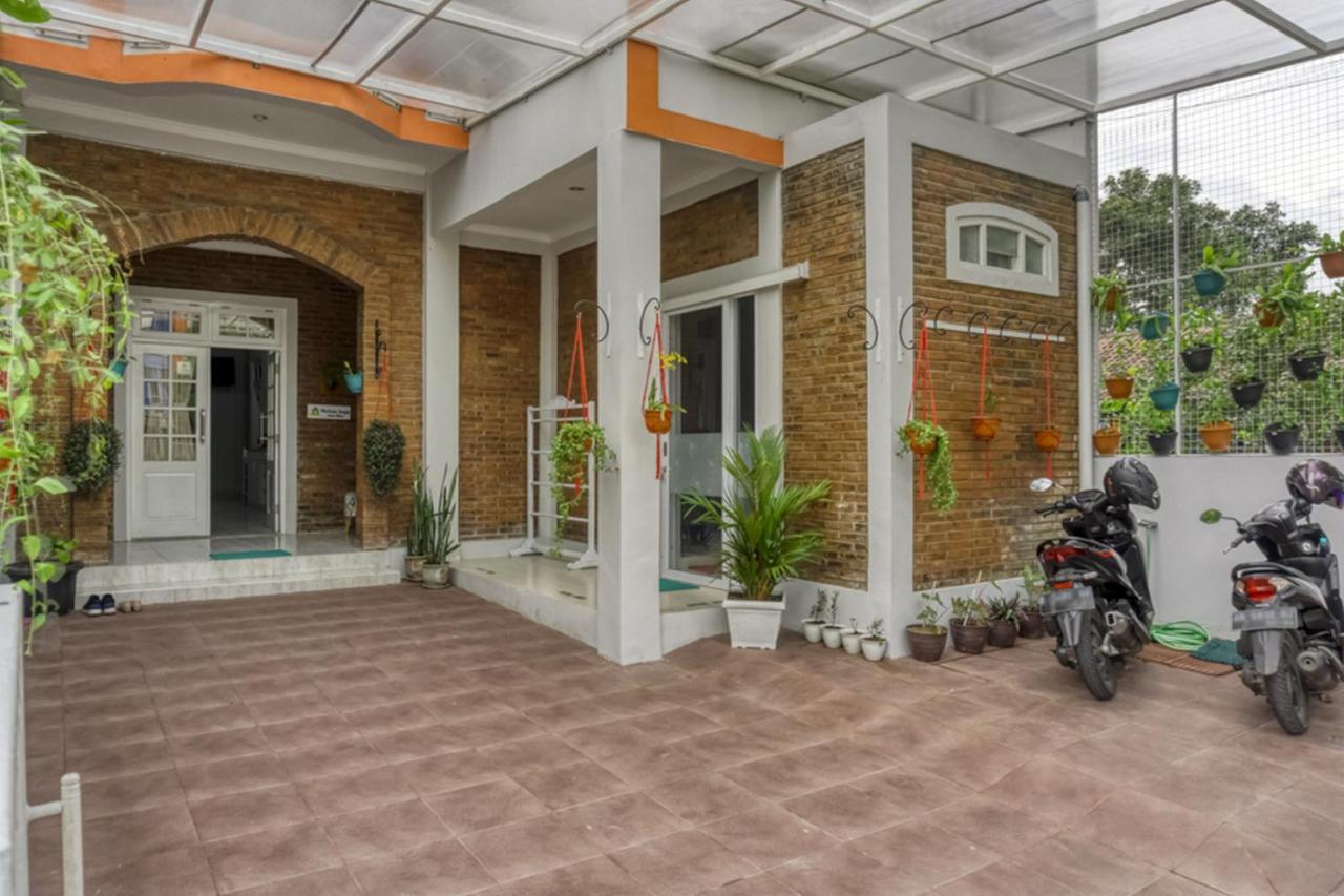 Hotel Reddoorz Near Sindu Kusuma Edupark 2 Cebongan Exteriér fotografie